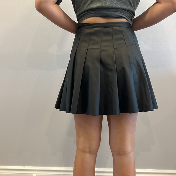 Kylie pleather skirt - Picture 3 of 4